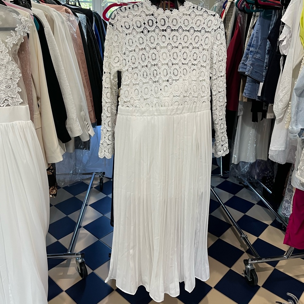 LAKLOOK STYLE WHITE LACE DRESS